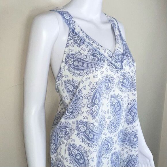 Haptics Blue & White Paisley Tank‎ (No size tag) - Picture 2 of 10